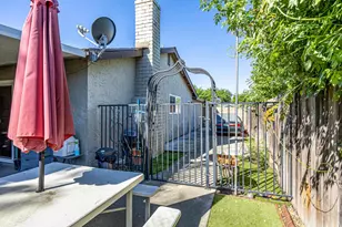 7220 Windjammer Way, Citrus Heights, CA 95621 - Photo 23