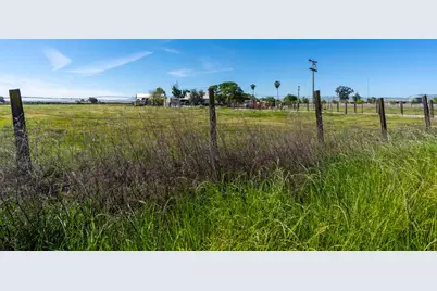 23429 Highway 152, Los Banos, CA 93635 - Photo 1