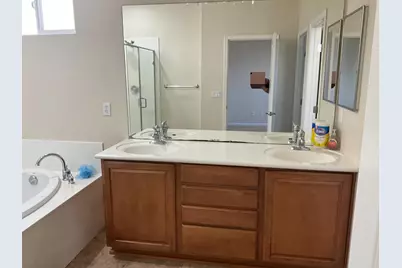10537 Lake Point Avenue, Stockton, CA 95219 - Photo 19