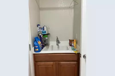 10537 Lake Point Avenue, Stockton, CA 95219 - Photo 9