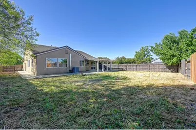 1379 Jacoby Creek Court, Plumas Lake, CA 95961 - Photo 43