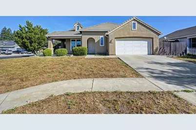 1379 Jacoby Creek Court, Plumas Lake, CA 95961 - Photo 9