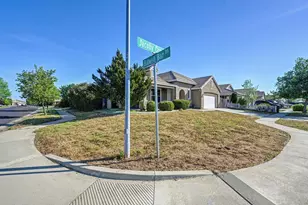 1379 Jacoby Creek Ct, Plumas Lake, CA 95961 - Photo 11