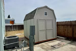 E Yosemite Ave, Manteca, CA 95336 - Photo 29