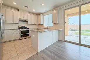 10408 Cello Wy, Elk Grove, CA 95757 - Photo 5