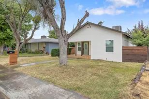 524 S 6th St, Kerman, CA 93630 - Photo 3