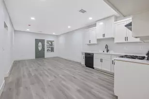 524 S 6th St, Kerman, CA 93630 - Photo 13
