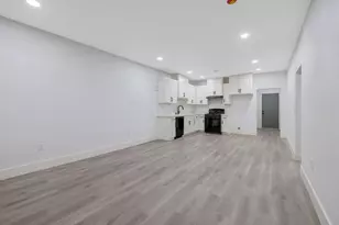 524 S 6th St, Kerman, CA 93630 - Photo 9