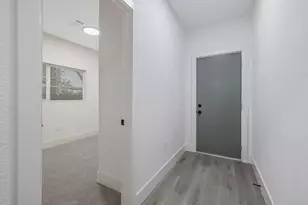 524 S 6th St, Kerman, CA 93630 - Photo 21