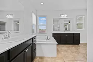 2341 Ellis Town Dr, Tracy, CA 95377 - Photo 23