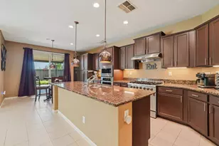 2201 Clearbrook Cir, Roseville, CA 95747 - Photo 11