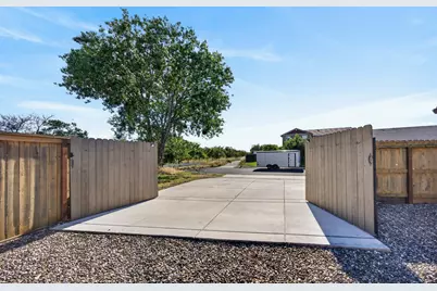 663 Atherton Way, Plumas Lake, CA 95961 - Photo 57