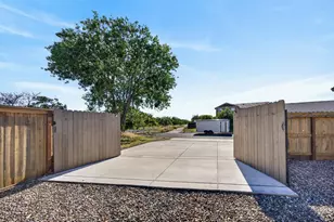 663 Atherton Way, Plumas Lake, CA 95961 - Photo 57