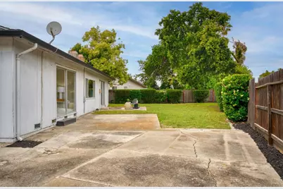 2573 Bunkerhill Drive, Stockton, CA 95209 - Photo 29