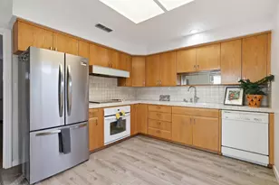 1332 62nd St, Sacramento, CA 95819 - Photo 13