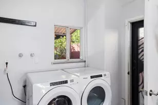 1332 62nd St, Sacramento, CA 95819 - Photo 39