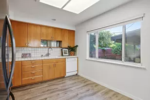 1332 62nd St, Sacramento, CA 95819 - Photo 11