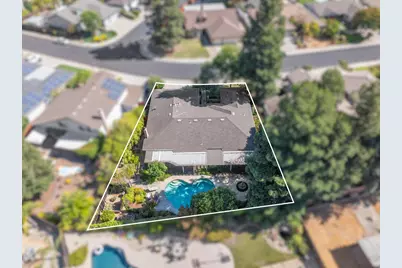 8833 Mountbatten Way, Elk Grove, CA 95624 - Photo 31