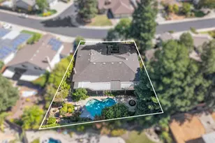 8833 Mountbatten Way, Elk Grove, CA 95624 - Photo 31