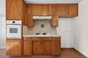 7511 Oak Creek Dr, Stockton, CA 95207 - Photo 21