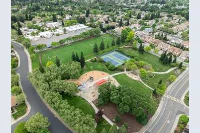 9258 Louis Street, Elk Grove, CA 95624 - Photo 29