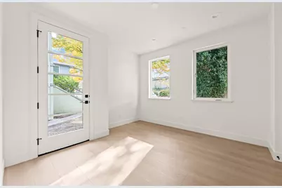 2505 W Street, Sacramento, CA 95818 - Photo 41