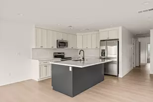 2505 W St, Sacramento, CA 95818 - Photo 5