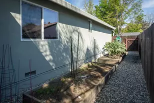 2551 Avalon Dr, Sacramento, CA 95821 - Photo 35