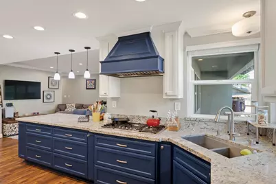 2551 Avalon Drive, Sacramento, CA 95821 - Photo 11