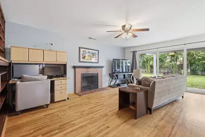 1437 W Elm Street, Lodi, CA 95242 - Photo 7