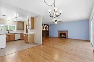 1437 W Elm St, Lodi, CA 95242 - Photo 11