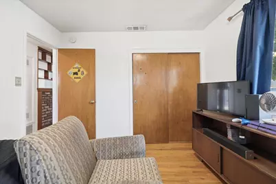 1437 W Elm Street, Lodi, CA 95242 - Photo 17