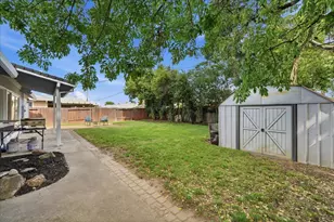 1437 W Elm St, Lodi, CA 95242 - Photo 25