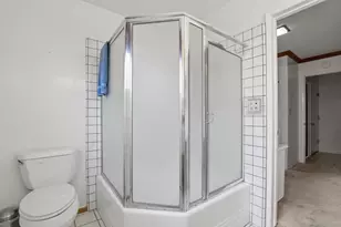 1222 Hillcrest Ave, Yuba City, CA 95991 - Photo 29