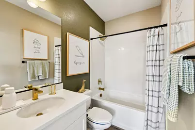 8655 Starburst Way, Sacramento, CA 95823 - Photo 21