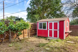 2306 Regis Dr, Davis, CA 95618 - Photo 27