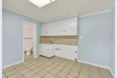 1071 W Monterey Avenue, Stockton, CA 95204 - Photo 23