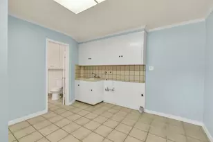 1071 W Monterey Ave, Stockton, CA 95204 - Photo 23