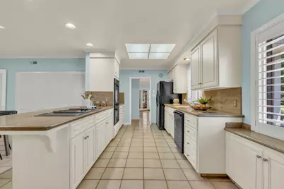 1071 W Monterey Avenue, Stockton, CA 95204 - Photo 13