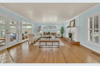 1071 W Monterey Avenue, Stockton, CA 95204 - Photo 9