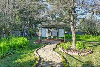 4033 Cayente Way, Sacramento, CA 95864 - Photo 67