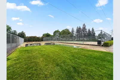 7523 Sunfaire Lane, Sacramento, CA 95828 - Photo 45