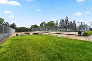 7523 Sun Faire Ln, Sacramento, CA 95828 - Photo 45