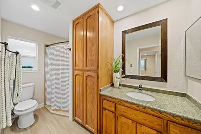 7523 Sunfaire Lane, Sacramento, CA 95828 - Photo 23