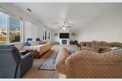 2841 Blue Oak Court, Turlock, CA 95382 - Photo 13