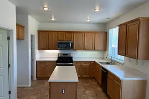 1808 N Rancho Encantado Ct, Modesto, CA 95358 - Photo 7