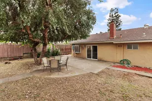 1421 Oakmont Dr, Roseville, CA 95661 - Photo 35