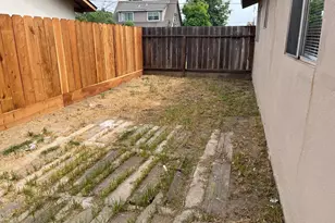 1501 Pelton Ave, Modesto, CA 95351 - Photo 15