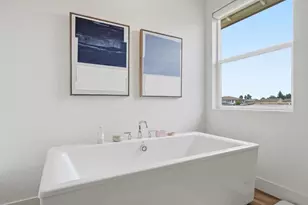 204 McKays Pt Pl, West Sacramento, CA 95605 - Photo 47