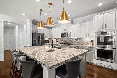 6905 Arianna Court, Elk Grove, CA 95757 - Photo 9